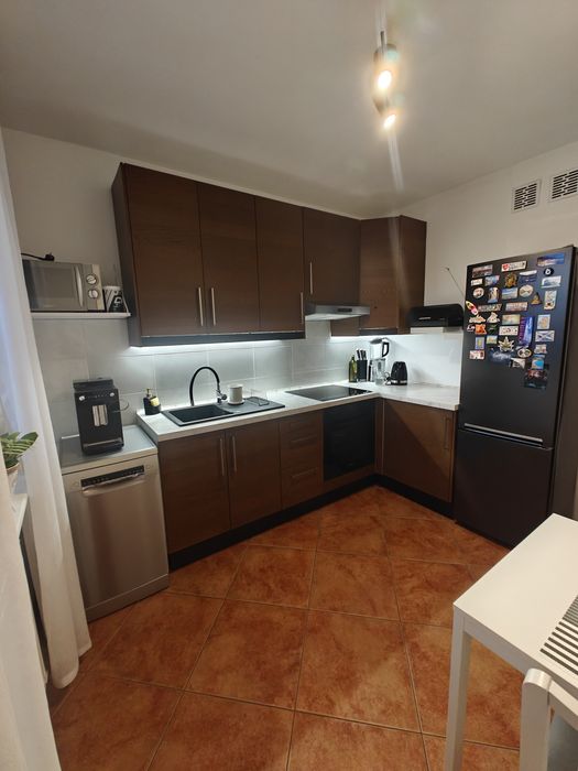 Przestronne mieszkanie 52 m², klimatyzacja, blisko centrum.