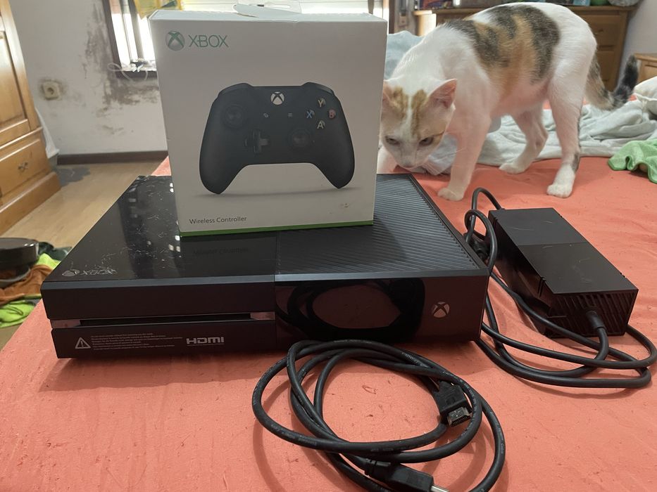 Xbox One Fat de 500 GB + Comando Original!