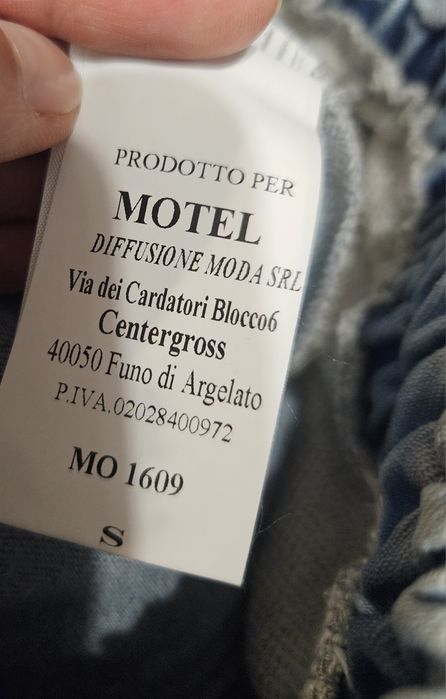 Szary jeansowy komplet marynarka spodnie Motel