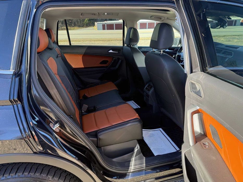 Volkswagen Tiguan      2019