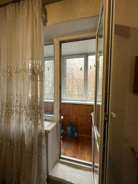 3 комнатная квартира Киев Теремки Дмитра Луценка от собственника