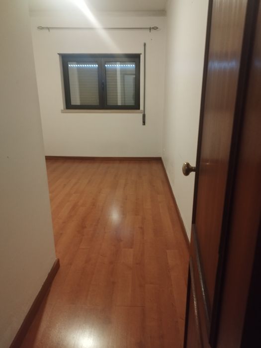 T3, arrenda-se a cinco minutos do centro da cidade Coimbra