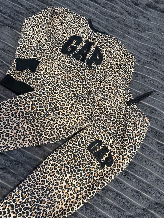 костюм Gap на девочку