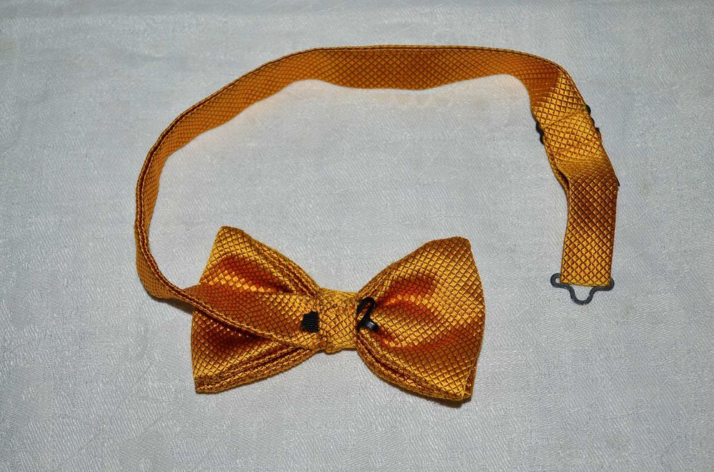 Нова краватка метелик, жовтий колір з дизайном сіточка галстук бабочка