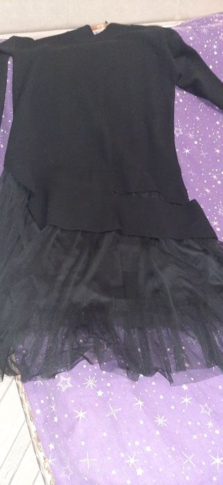 Пррдам платье,одела один раз,очень красивое и стильное
