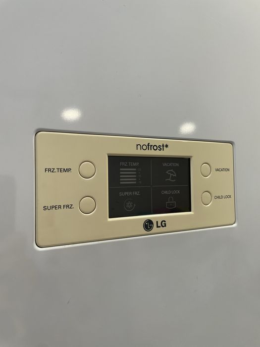 Vendo frigorifico  LG combinado no frost