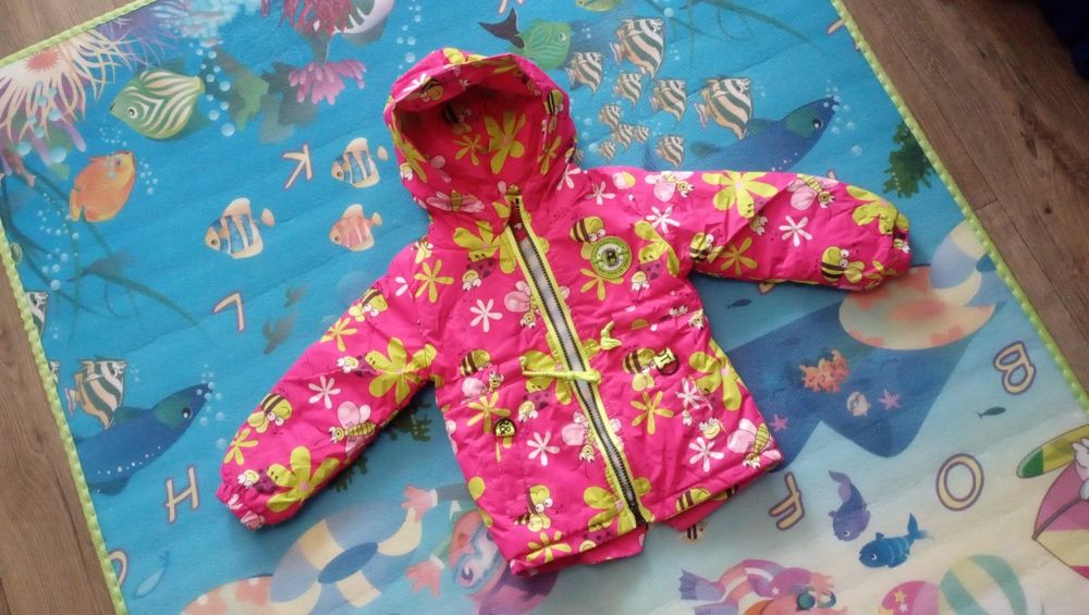 Курточки і жилетки весна/осінь всі три 200грн.