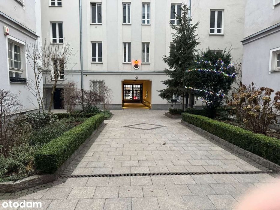 Ciche mieszkanie w 1928 kamienicy, 3 Pietro, winda, patio ul Poznanska