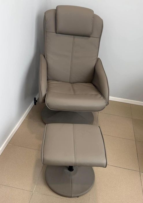 Móveis em ótimo estado para espaço de Estética, Cabelo, Nail Design e Pedicure .