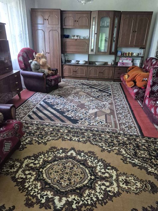 Продам гарний будинок