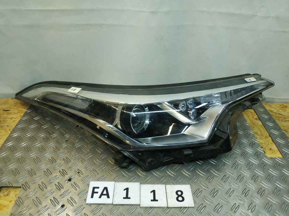 Toyota C-HR фара R галоген линза ДХО дефект скла