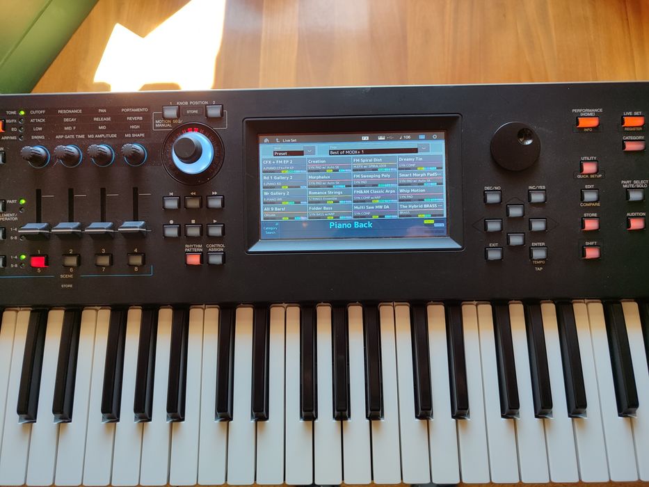 Yamaha MODX 6+ (Plus)