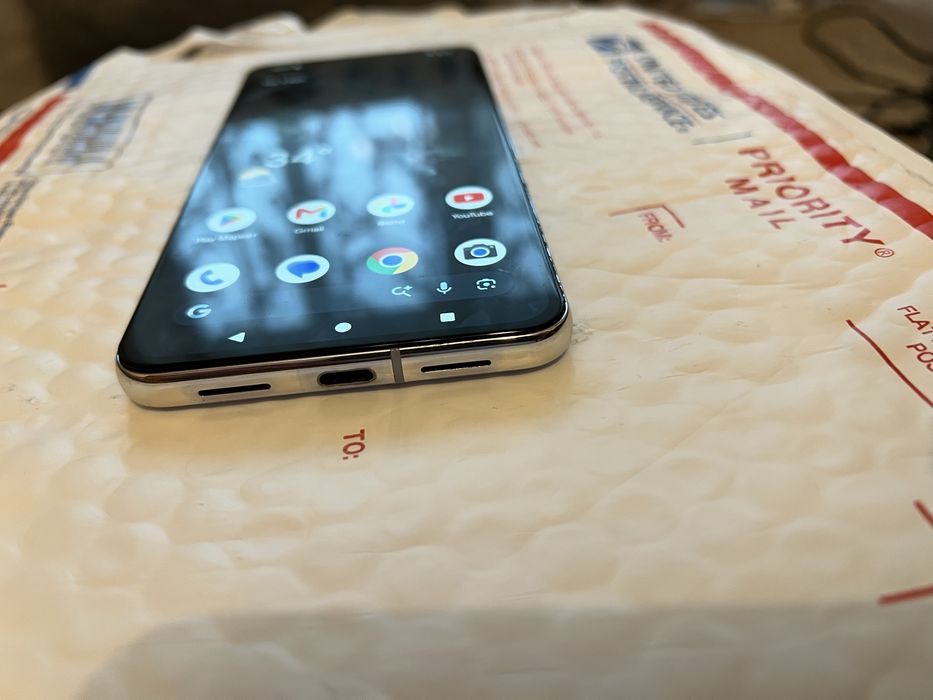 Смартфон Google Pixel 8pro 12/128 gb softunlock  стан 9/10