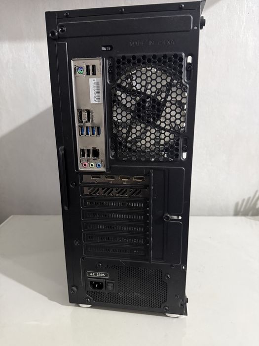 Ігровий ПК AMD Ryzen 5 5600X + RTX 4060 Ti 8GB, 32GB RAM, SSD 1TB