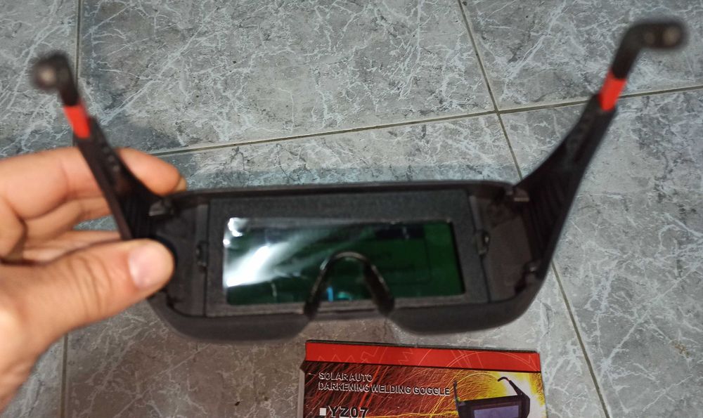 Oculos de soldar, escurecimento automático