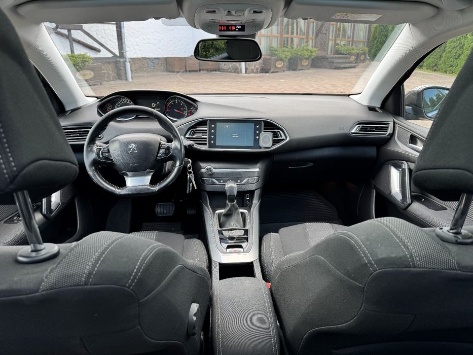 Peugeot 308 2.0hdi 2015 АВТОМАТ