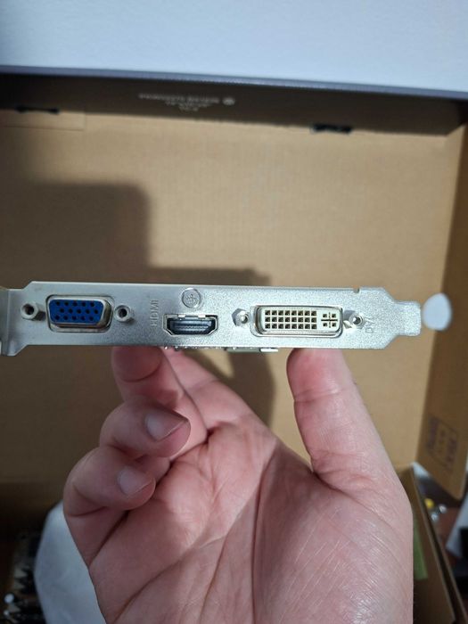 Placa Gráfica ASUS AMD Radeon HD 3450