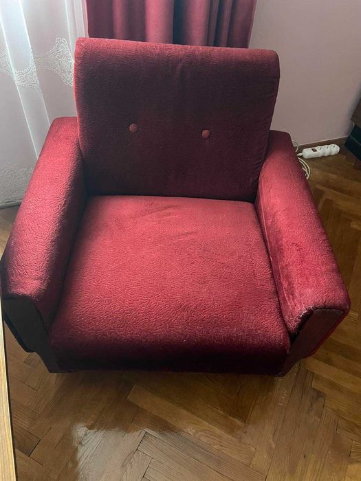 Диван з двома Кріслами та журнальним столиком + (Телевізор як бонус)