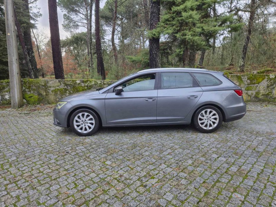 Seat Leon ST Ecomotive 1.6TDI (Ler descrição)