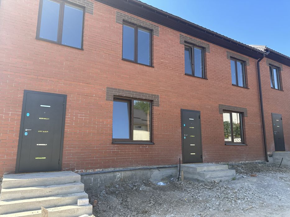 Продам Таунхаус 58 кв.м. Старе місто 1.5 сотки