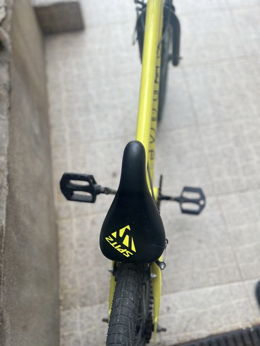 BMX SPITZ roda 20 Amarela – Muito Bom Estado