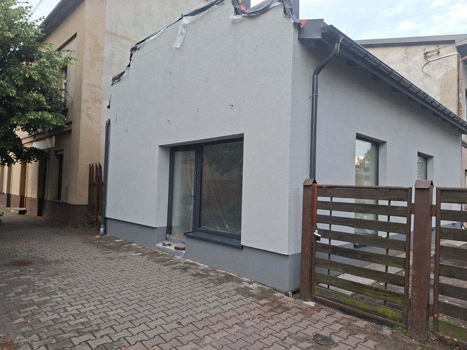 Nowy lokal handlowo-usługowy