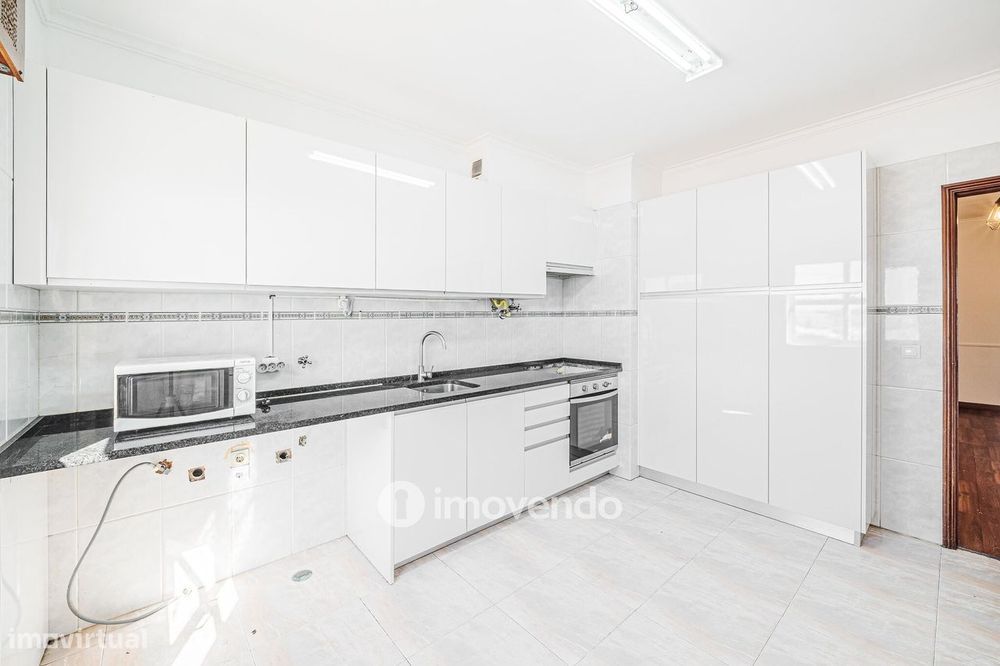Apartamento T4 Duplex, com vistas sobre Sintra, no Algueirão