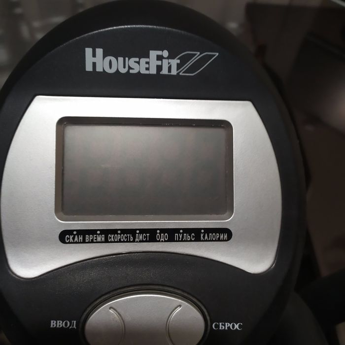 Продам орбитрек Housfit