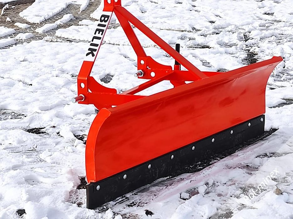 Pług do śniegu WZMOCNIONY pchany / ciągany na podnośnik Transport