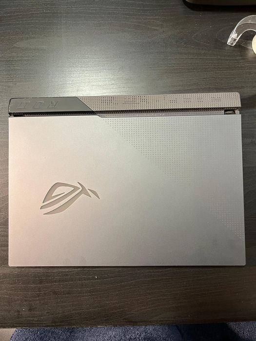 ASUS ROG Strix G15 – G513IE