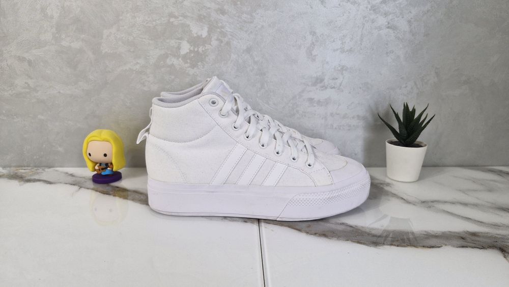 Жіночі кеди Adidas Bravada 2.0.Розмір 42