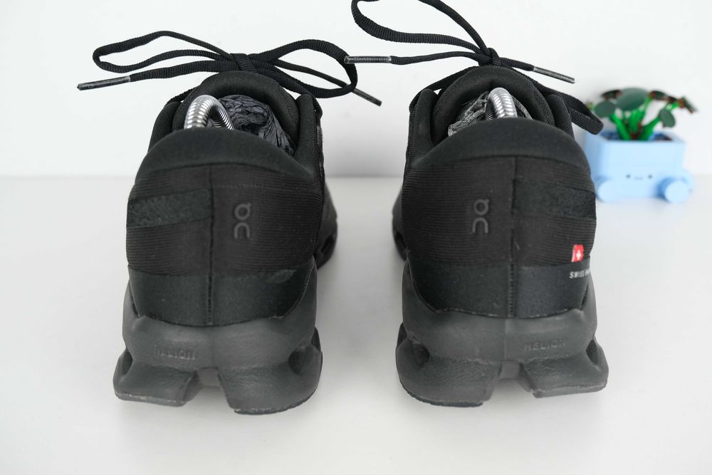 On cloud damskie buty do biegania r 38
