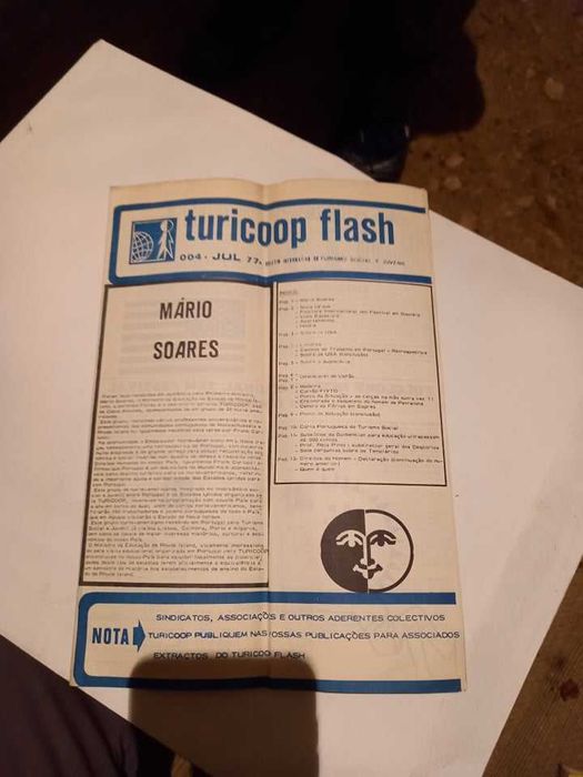 2 revistas '' turicoop flash'' , maio e julho 1977