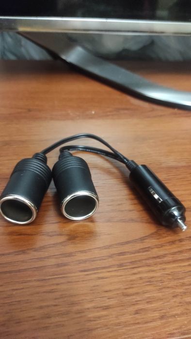 Прикурювач роздвоєний