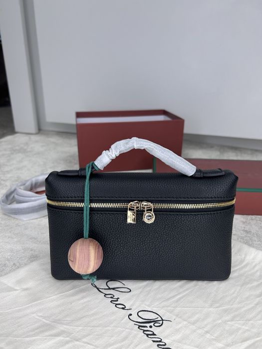 Сумочка в стилі Loro Piana