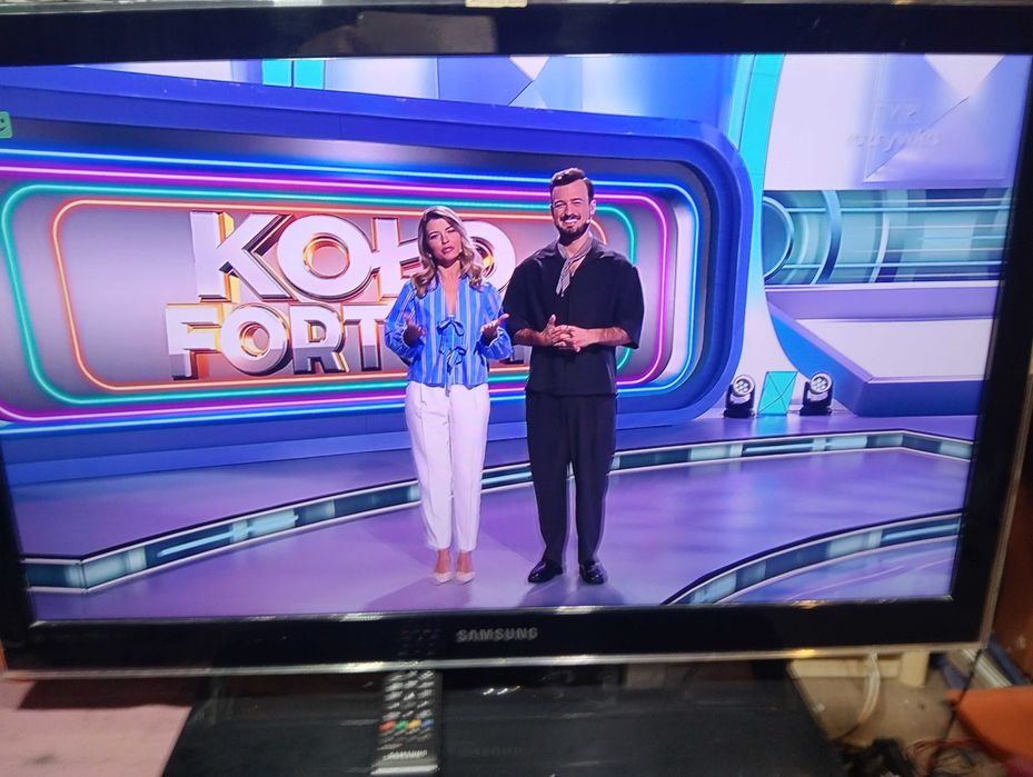 Telewizor  32" Samsung -  piękny obraz