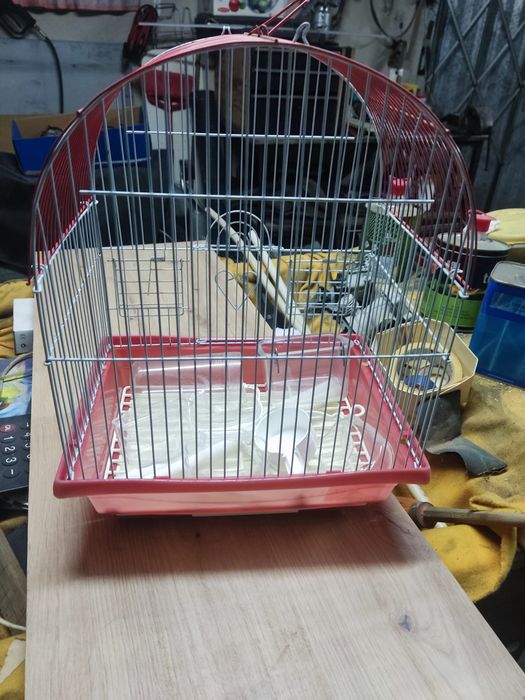 Gaiola para pássaro pequena