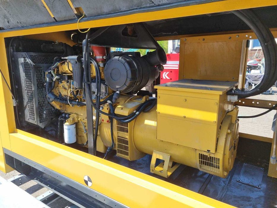 Agregat prądotwórczy Cat Olympian 80 kVA * z przyczepą * import