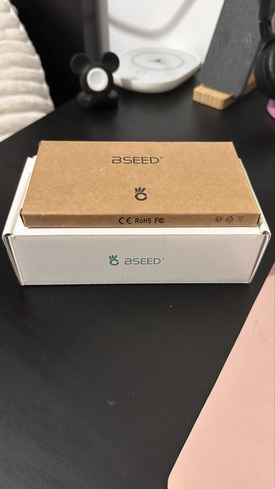 Interruptor de toque e tomada de parede Bseed