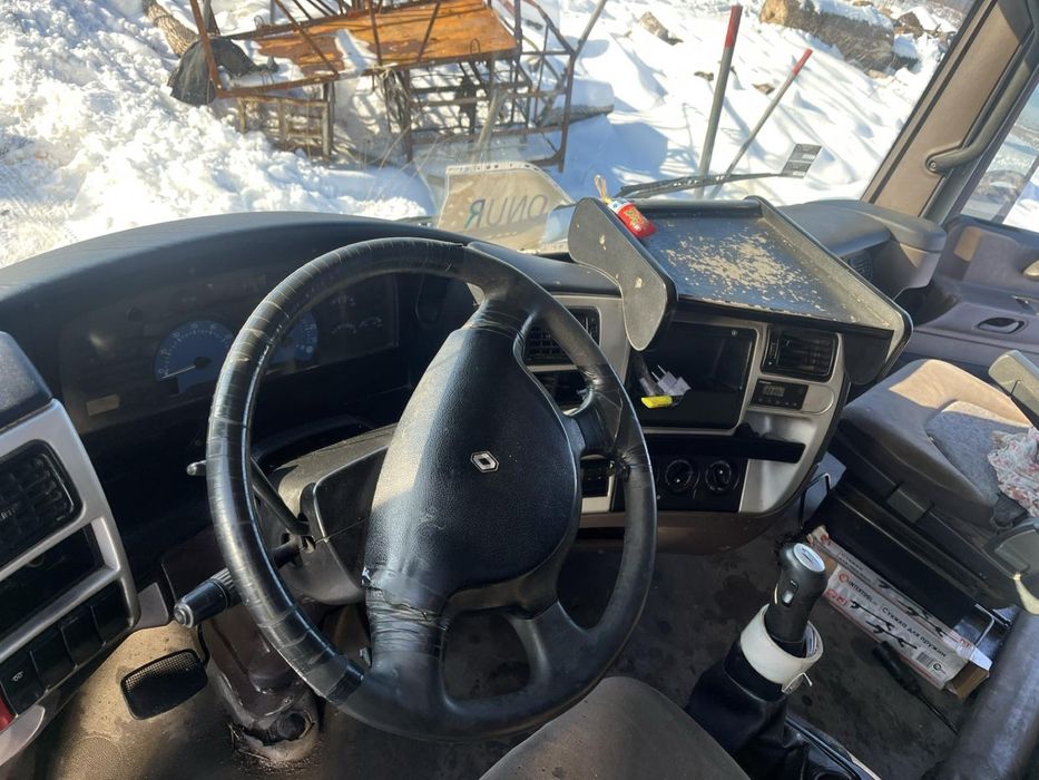 Тягач Рено Магнум 2004року Євро-3