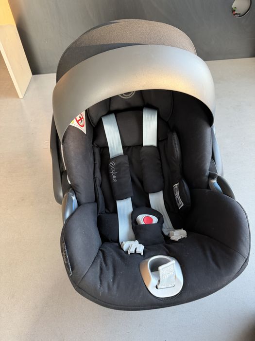 Cybex e priam 2.0 black rose gold