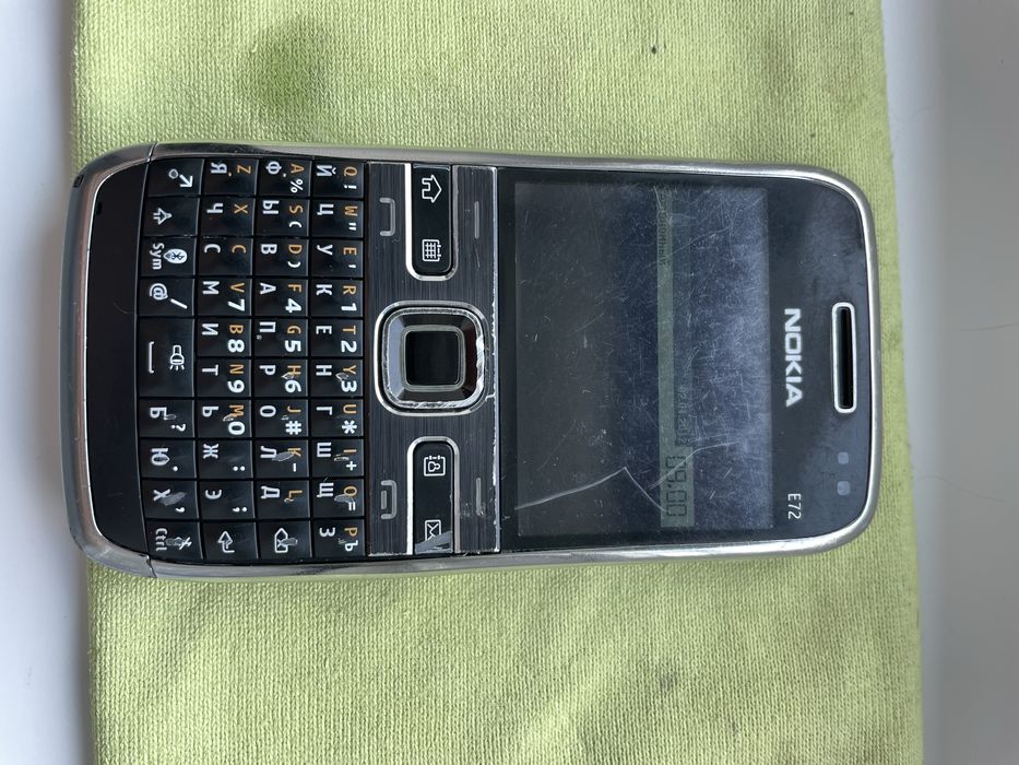 Nokia e-72-1 rm-530
