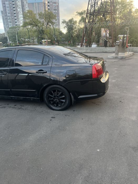Mitsubishi galant 9