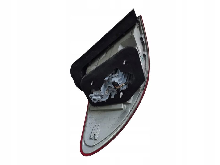 Mercedes B Klasa W246 Lampa Prawa Tylna TYŁ A2468200664