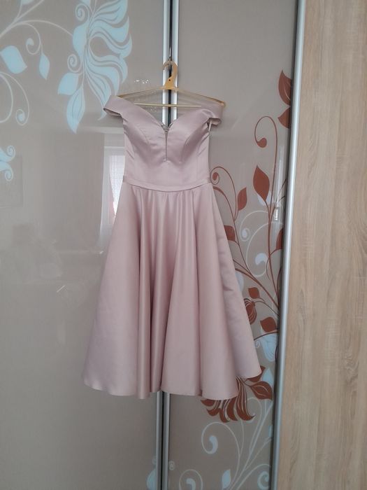 Платье вечернее нарядное