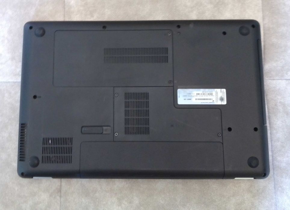 Ноутбук  HP G62 / 15.6"