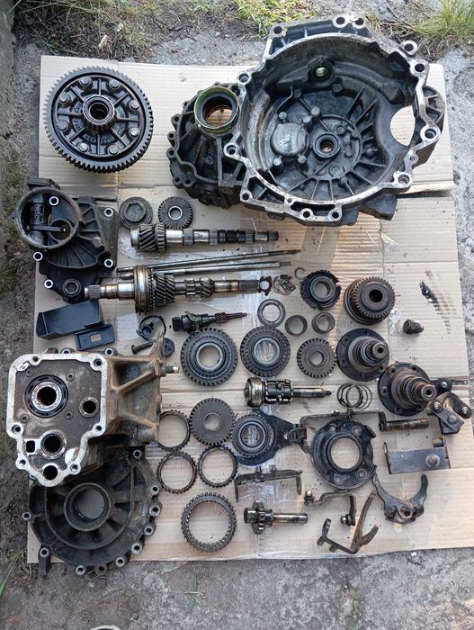 Коробка гольф 4 розібрана