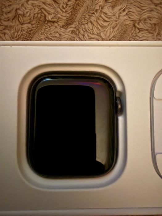 Apple Watch SE 44 mm