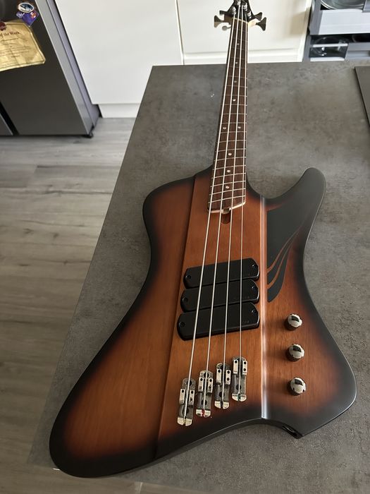 Dingwall D-Roc Standard bass