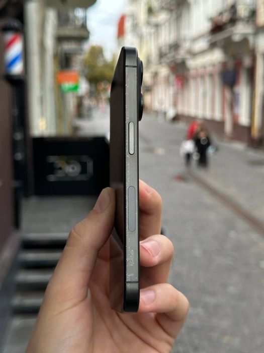 Apple iPhone 15 Pro 256gb Black Titanium Neverlock
